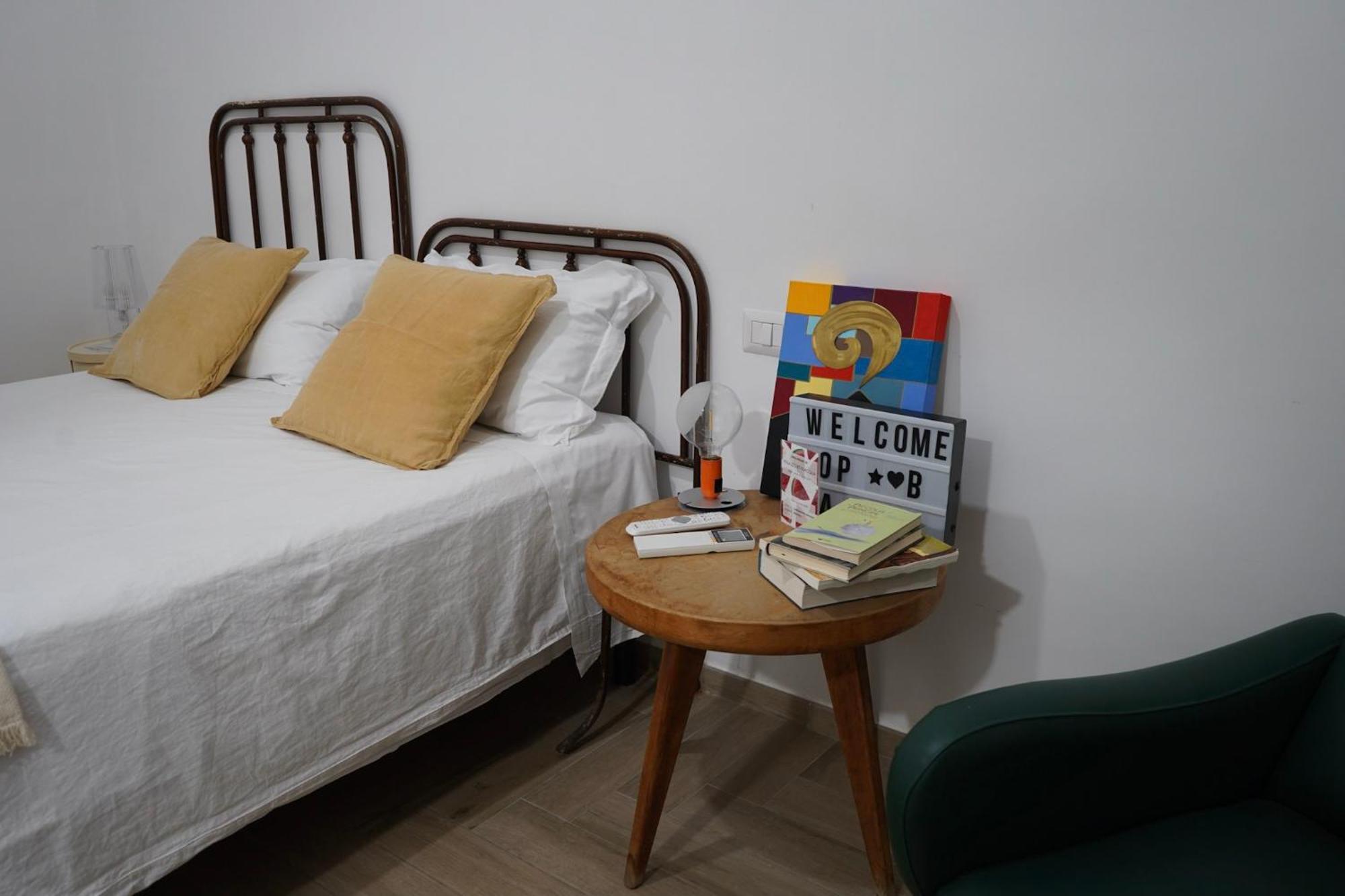 Palazzo Bevilacqua Rooms Napoli Eksteriør billede